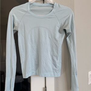 Light Blue Long-Sleeve Women's Performance Top
